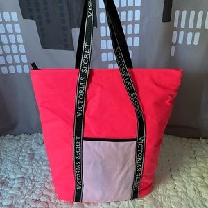 Victoria’s Secret Insulated Beach Bag